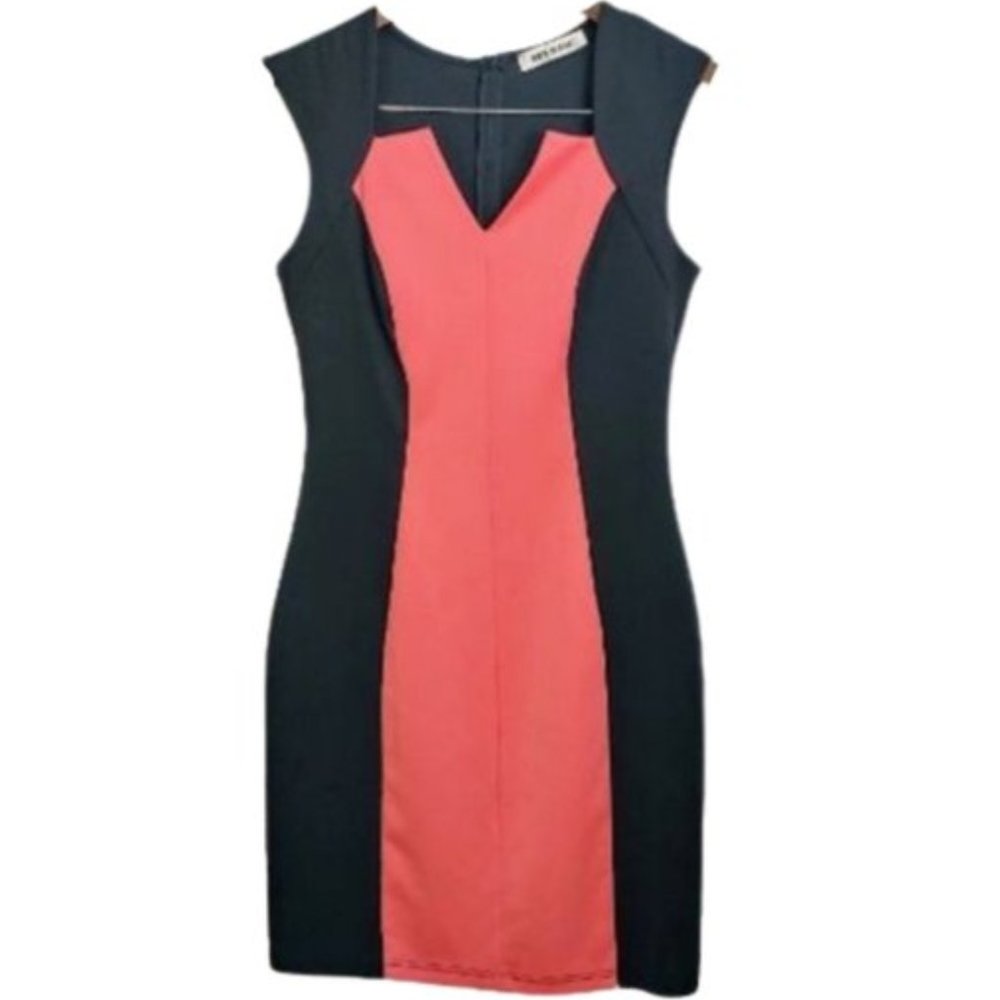 Color Block Bodycon Dress Size Large (Fits like a Small) ---